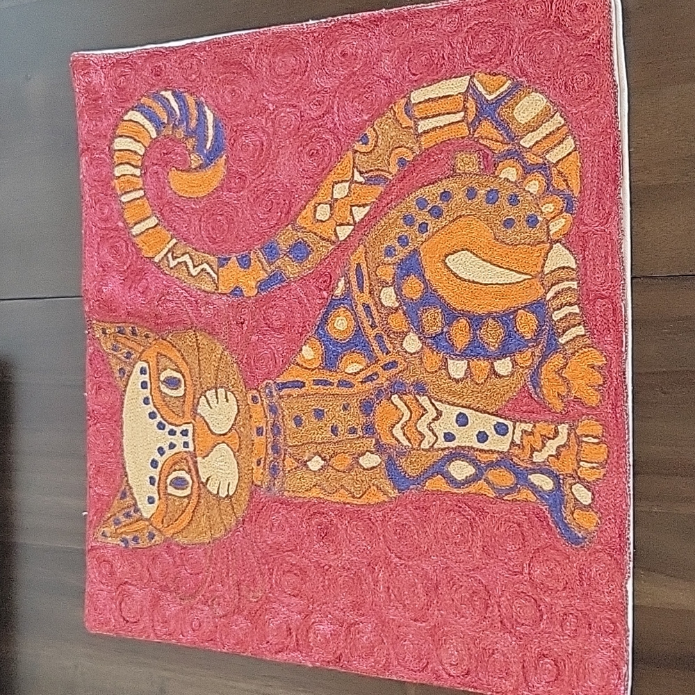 Hand stitched pillow cover - Sly Cat